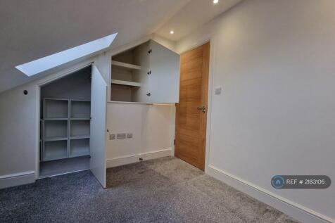 Upstairs Bedroom 3
