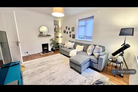 Large Lounge Img 2