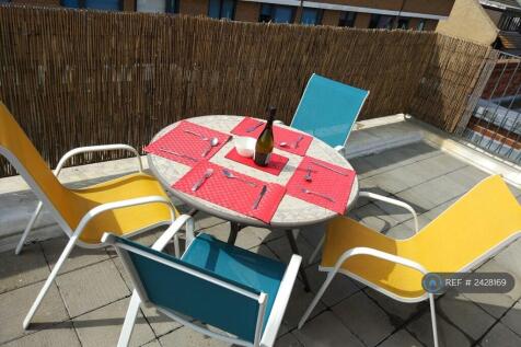 Al Fresco Dining