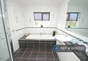 Main Bathroom For Standard Rooms 3 Max Sharing