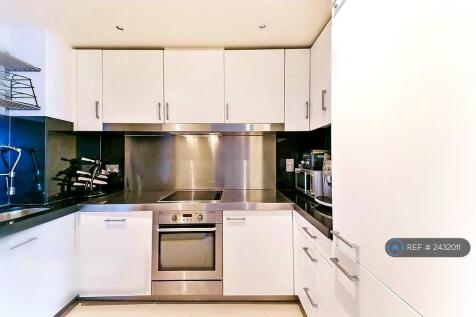 Modern Fully Integrated Kitchen