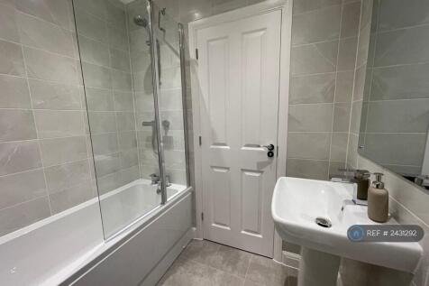 Bathroom2