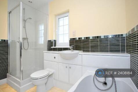 Master En-Suite
