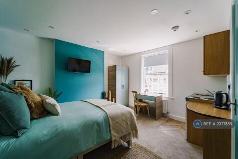 Studio 7- 1 Bath Street- £775pcm