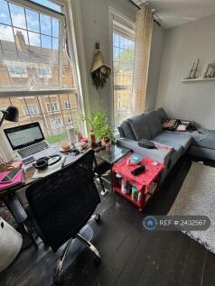 Lounge/Work Desk