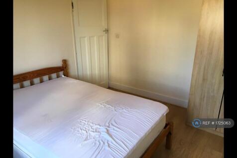 Double Bedroom 2