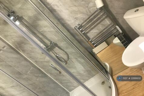 1st Floor Bathroom