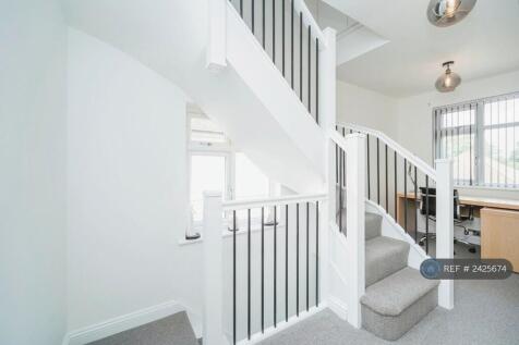Bright And Airy