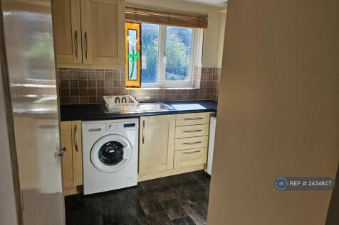 Kitchen 2 Of 3