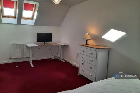 Floor 3 Bedroom