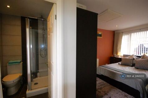 Bedroom With Ensuite