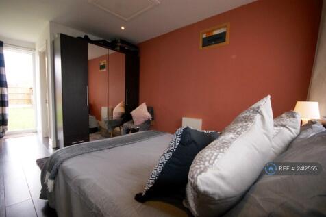 Nice Double Bed