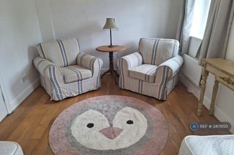 Sitting Area In 4th Bedroom