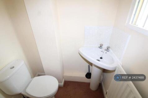 Downstairs w.c/Cloakroom