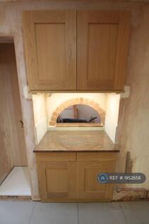 New Oak Kitchen With Stainless Steel Range Cooker