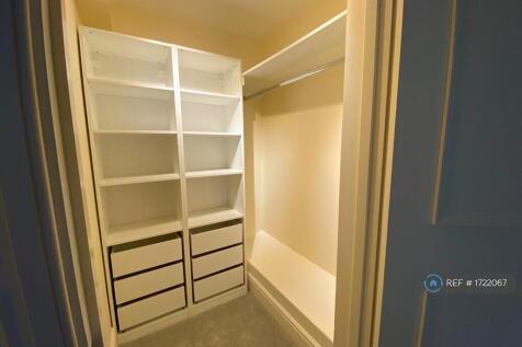Bedroom 1- Walk-In Wardrobe 