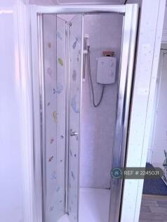 Toilet 2