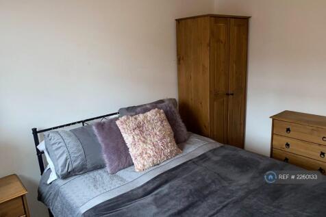Double Bedroom 4