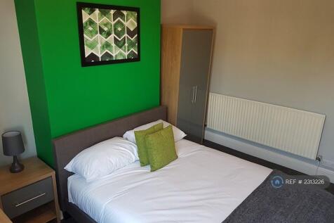 Newly Refurbished Double Room Available Let