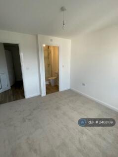 Master Bedroom With En Suite