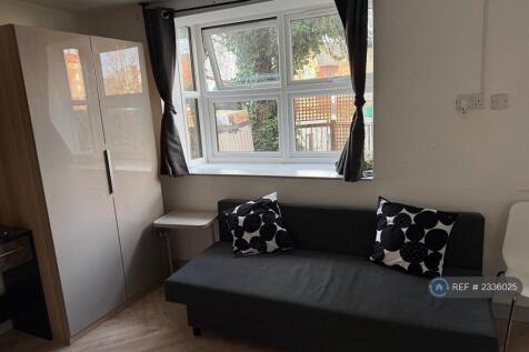 Bedroom/Living