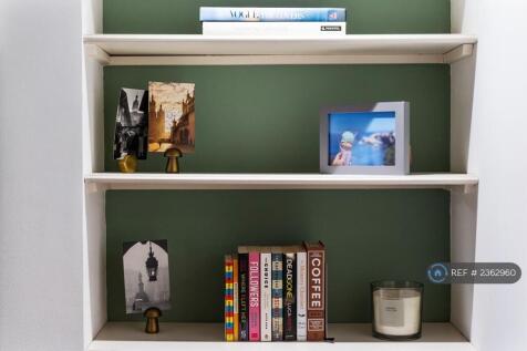 Bookshelf