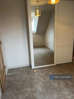 Built In Wardrobe 