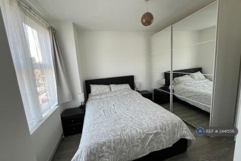 Front Bedroom 1