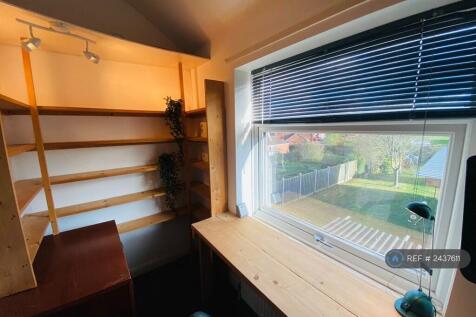 Bedroom 3 / Office