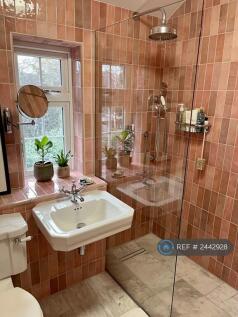 Bathroom Shared With 1 Tenant