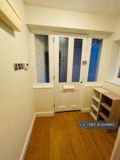 Private Entrance Porch
