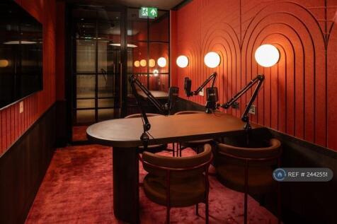 Podcast Room