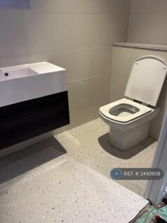 En Suite Shower Room