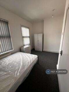 Bedroom 3 En Suite V2