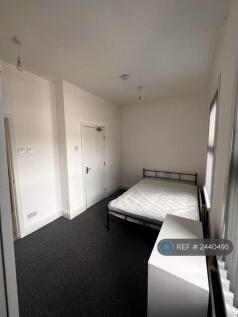 Bedroom 3 En Suite V1