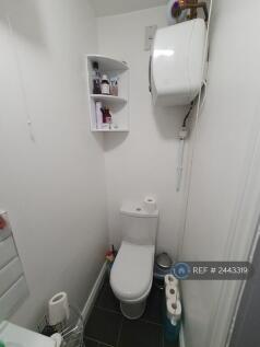 Shower Room 1