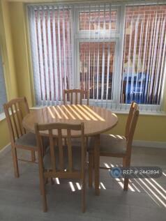 Sunroom/Lounge 2