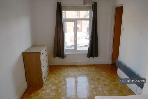Bedroom 2-3