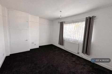 Front Double Bedroom