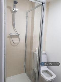 Ensuite Shower Room