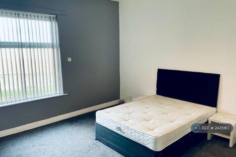 Bedroom 1 Image 2
