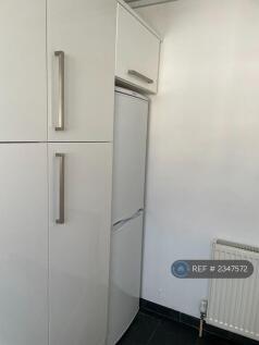 Kitchen With Fridge/Freezer