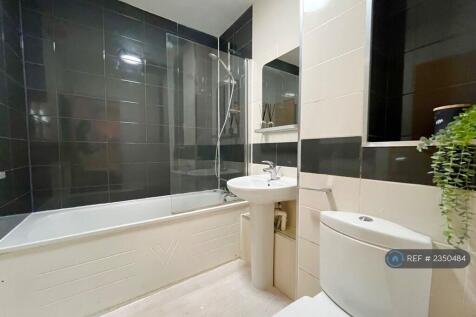 En Suite Bathroom