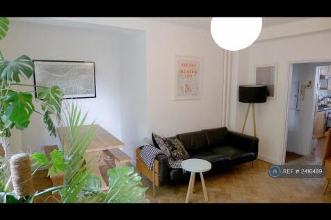 Living Room &amp; Dining Room