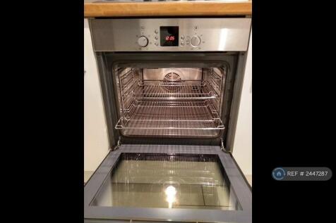 Oven