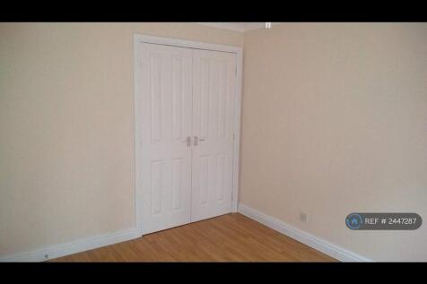 Master Bedroom - Built In Wardrobes
