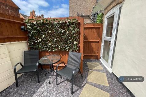 Private Garden 