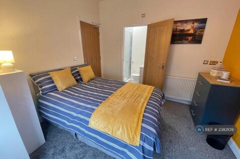 Room 1 Double Bed