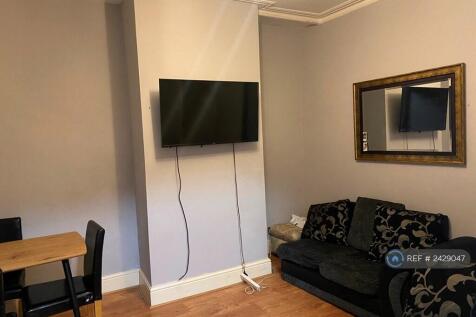 Sitting/Dining Room