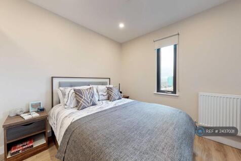 Bedroom Overview